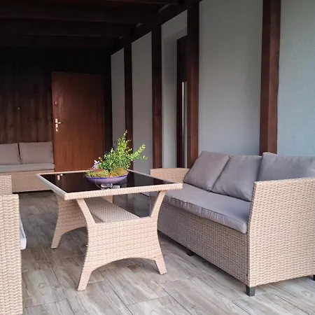 Holiday home Blizej Lasu - Rodzinny W Gorach